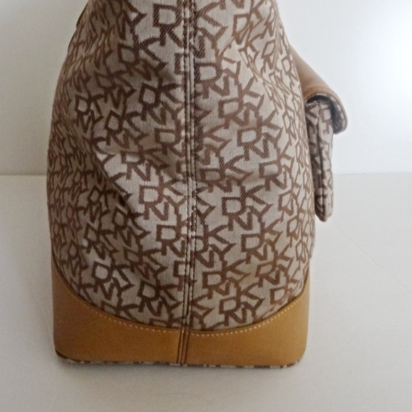 Women's DKNY Brown Large Handbag Pre-owned - Picture 5 of 8